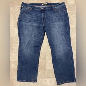 Levi’s women’s plus size boyfriend jeans 24W